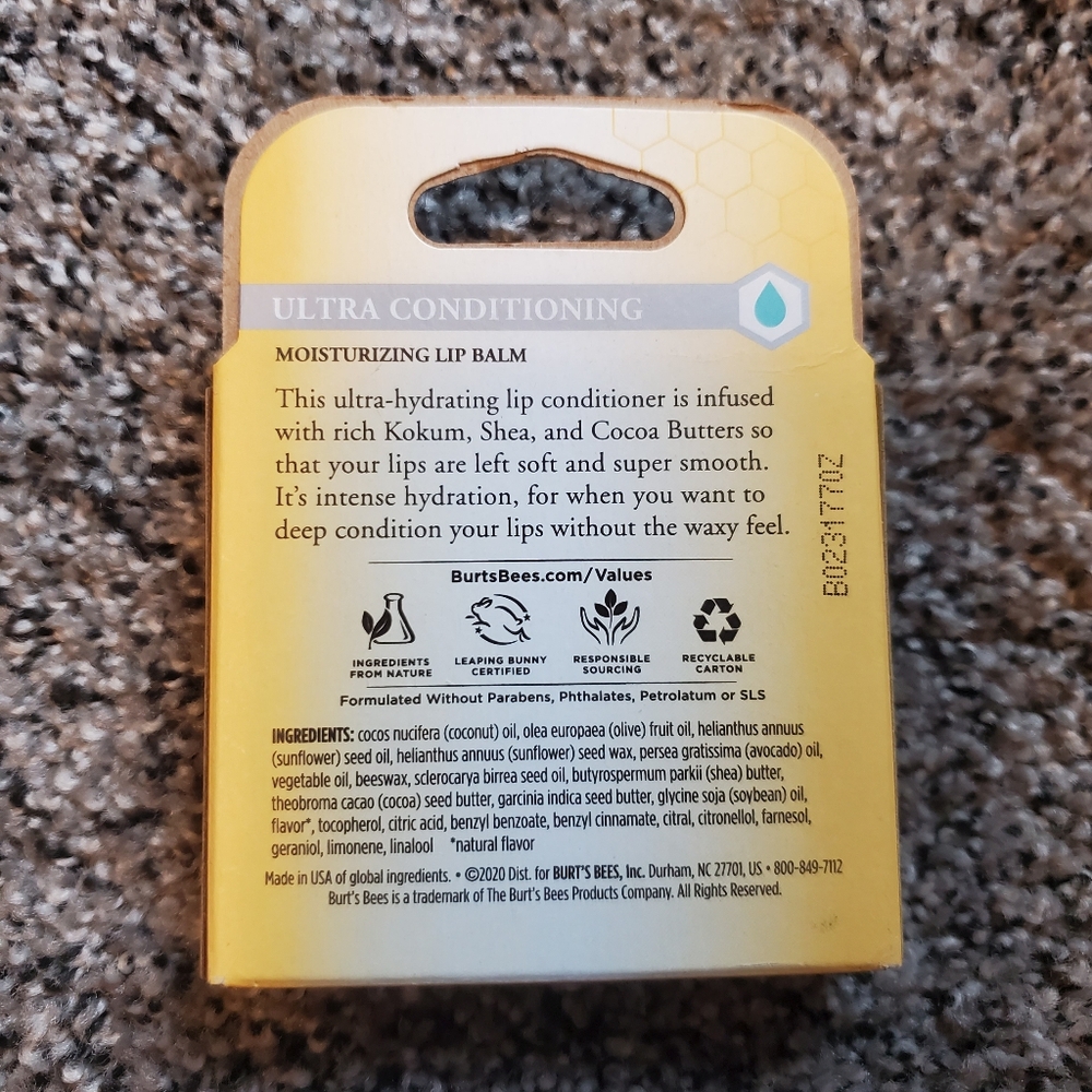 Burt's Bees Ultra Conditioning Lip Balm 4 Pack - Picture 2 of 2